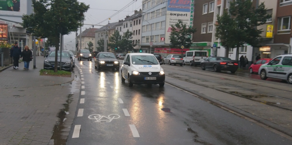 Radweg in der Lebacher Straße